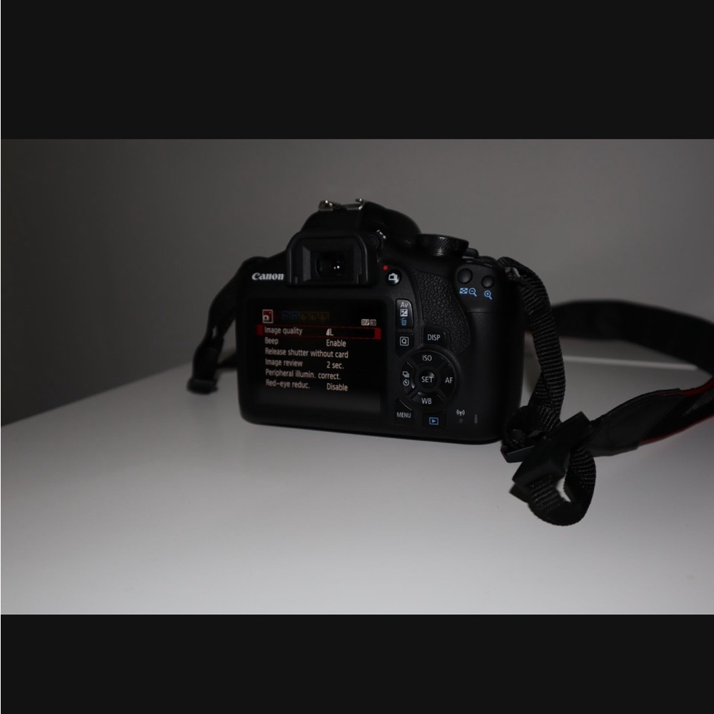 Canon T7- Rebel